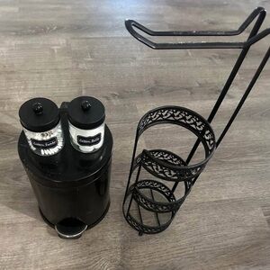 Black Metal Bathroom Organizer Set